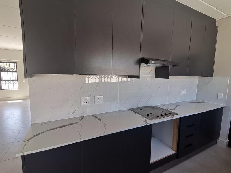 To Let 3 Bedroom Property for Rent in Goodwood Central Western Cape